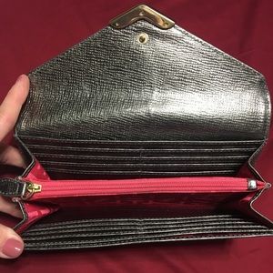 Platinum Elaine Turner Wallet